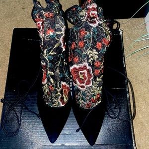 Zara Laces/ with drawstring at the top Heels
